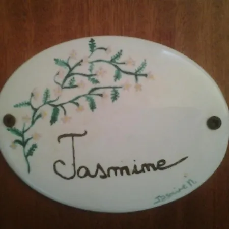 Jasmine Cisterna dʼAsti