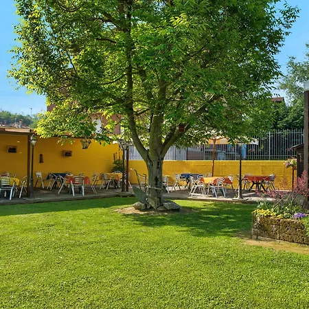 Jasmine Apartman Cisterna dʼAsti
